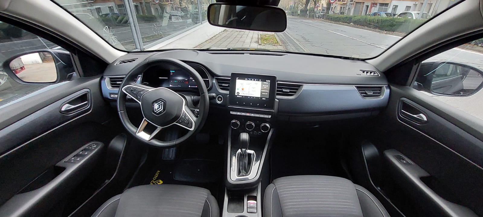 Renault Arkana 140CV MYH foto 10